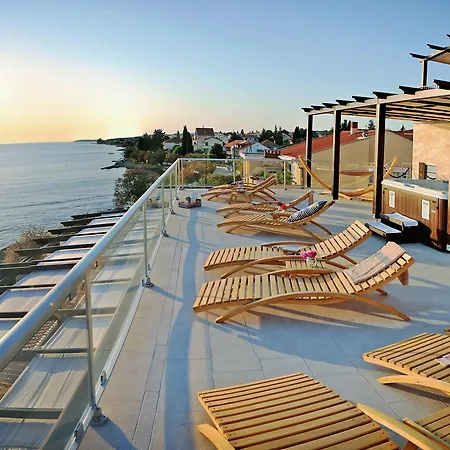 デルフィン ホテル ザダル