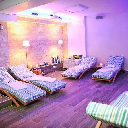 Delfin Hotel