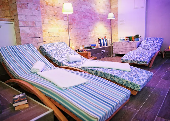 Delfin Hotel 3*