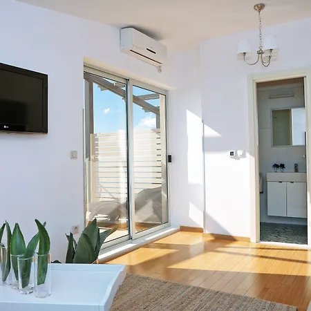 デルフィン ホテル 3*