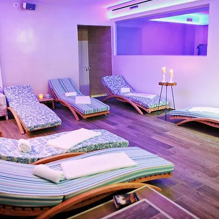 Ξενοδοχείο Delfin