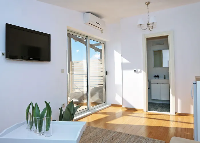 Delfin Отель 3*